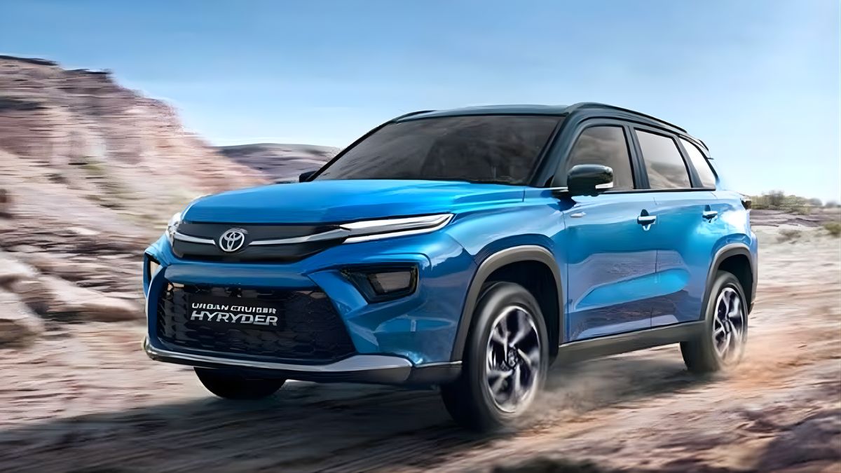 Hybrid Cars, Not Electric Cars, Are the Future? Experts Claim